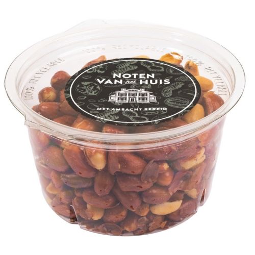 Green peanuts salted